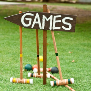 Summer Party Ideas: Outdoor Lawn Games #PreppyPlanner